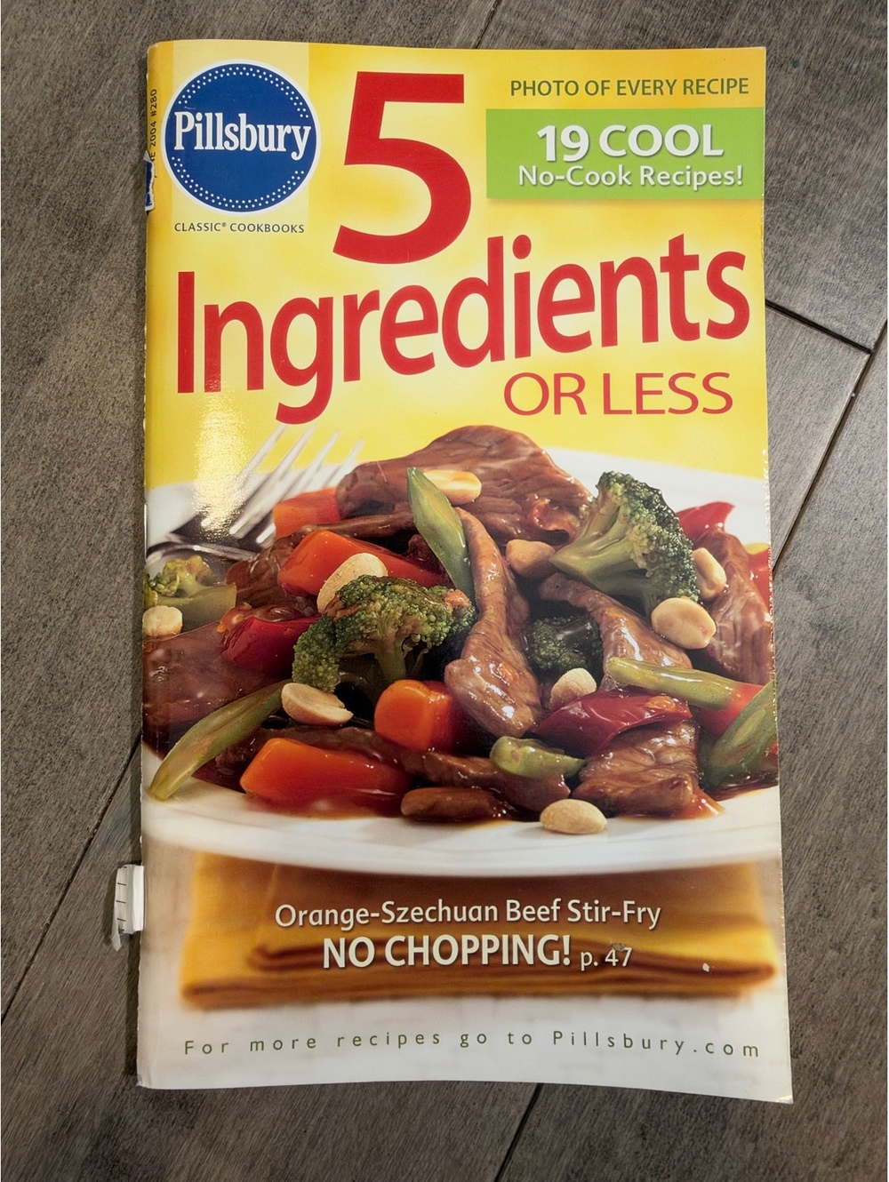 Pillsbury 5 Ingredients or Less Cookbook - Classic Recipes with Easy No-Chop Dsh